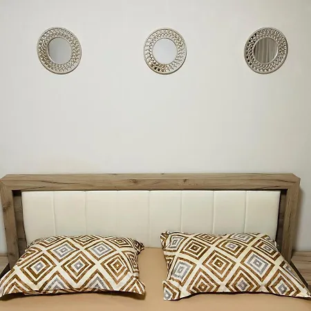 Lavi's Apart Constanta