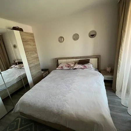 Lavi's Apart Apartamento Constanţa